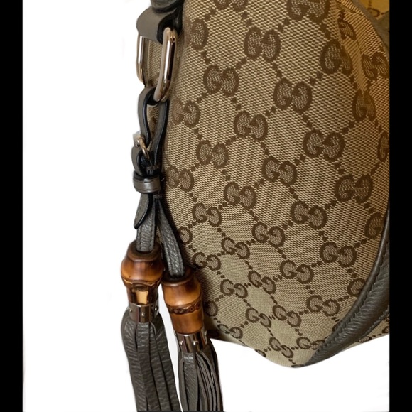 Gucci Women’s Monogram GG Shoulder Bag - Picture 3 of 10